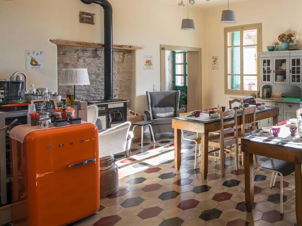 La Scuola Guesthouse Lusiana Exterior photo